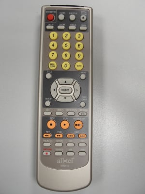 Τηλεκατευθυνόμενο DVD XR900
