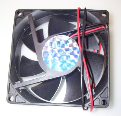 FAN 80x80x25mm 12V