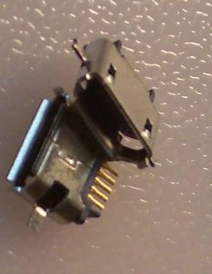 Βάση στήριξης μεσαίας πλακέτας USB Micro 2.0 105017