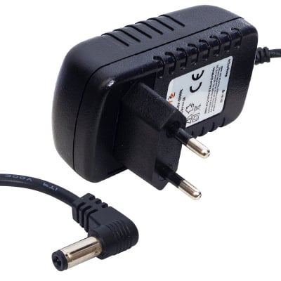 ADAPTER AC/DC 9V 2A