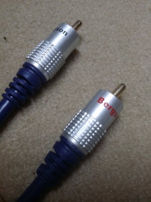 CABLE 2/2RCA BLUE 5m