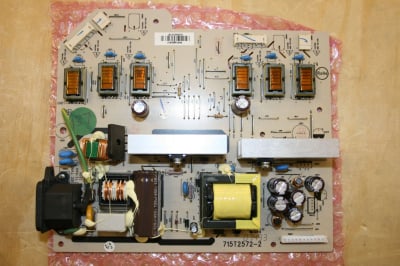 ΤΡΟΦΟΔΟΤΙΚΟ 715T2572-1