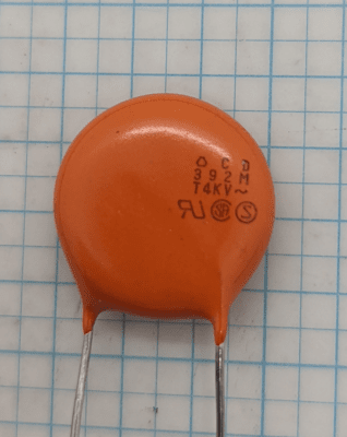 3.9NF/400VAC