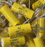 Πυκνωτής: πολυπροπυλένιο 0.47UF 400V